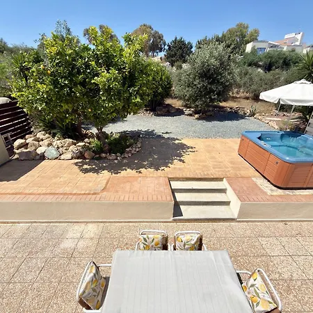 Ferienhaus Seaturtle House Protaras